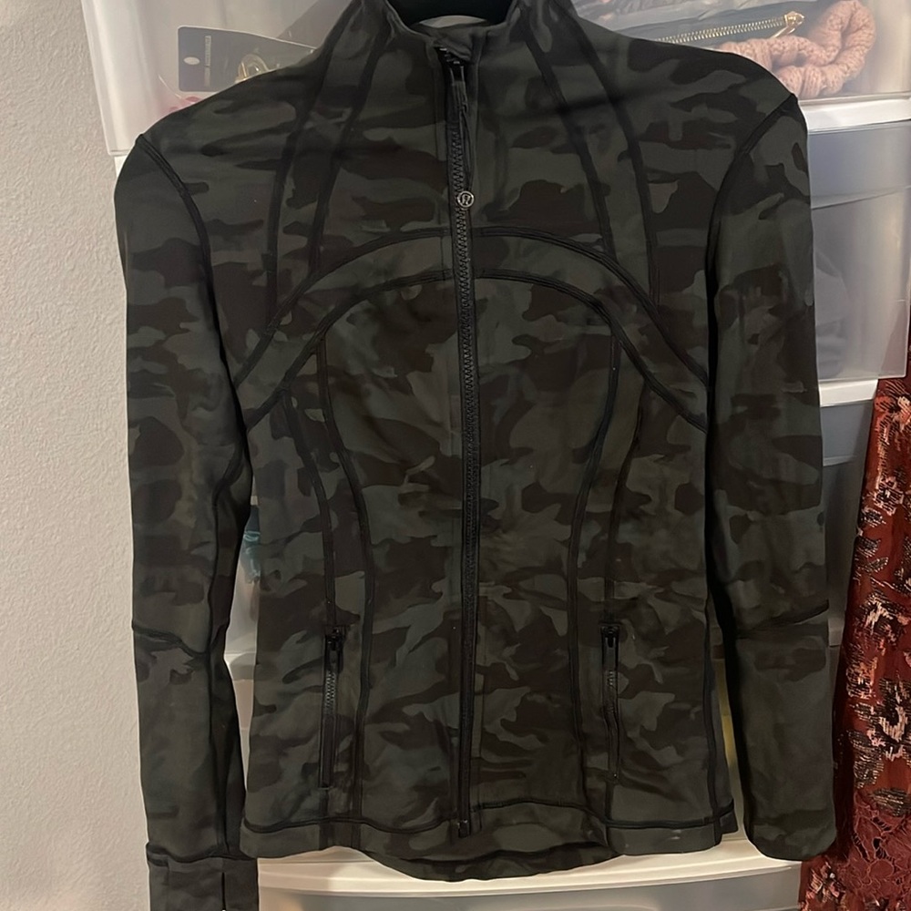 Lululemon Zip Up